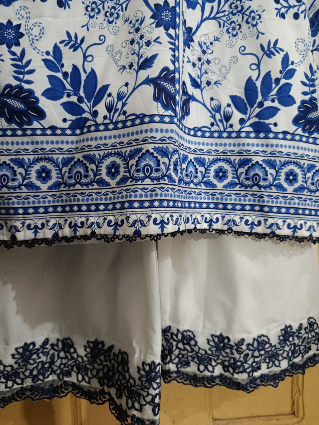 White Printed Lawn Suit – Premium Quality | Free Delivery Across Pakistan