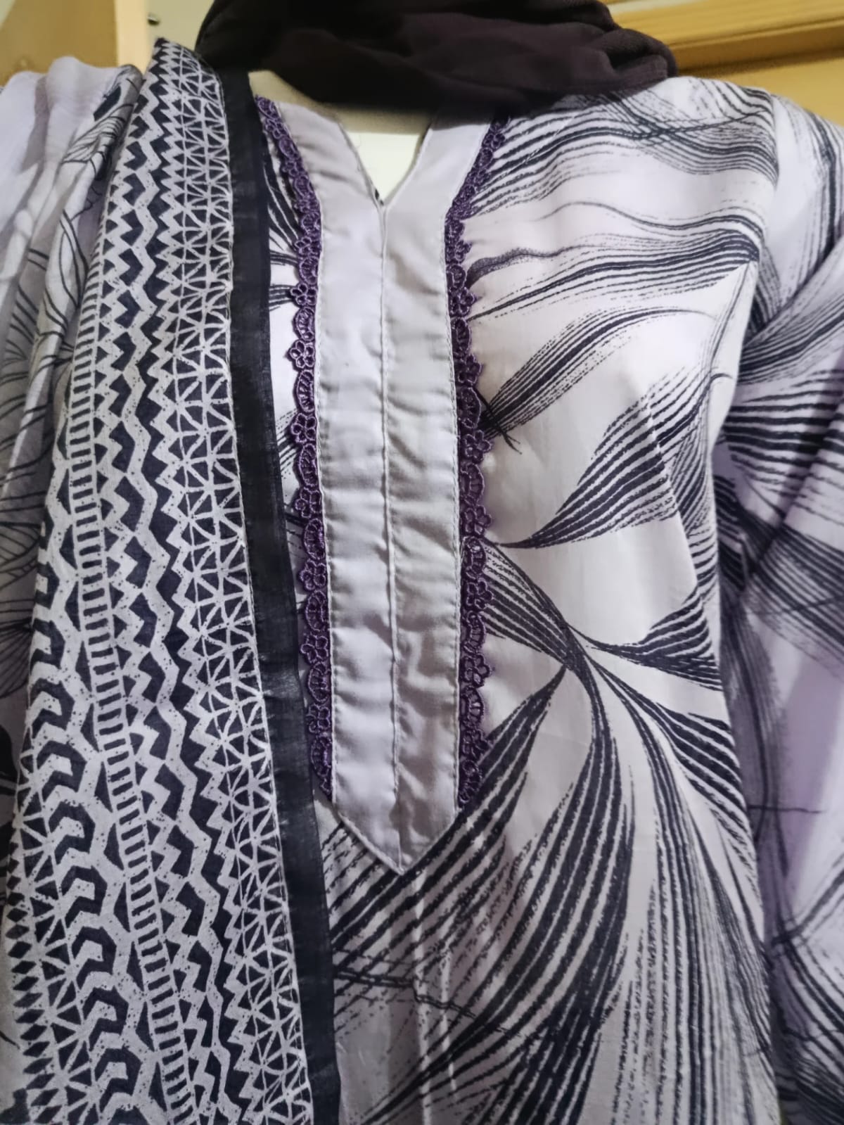 Lavender Floral Printed 3 Piece Lawn Suit for Women | Stylish Casual Wear
